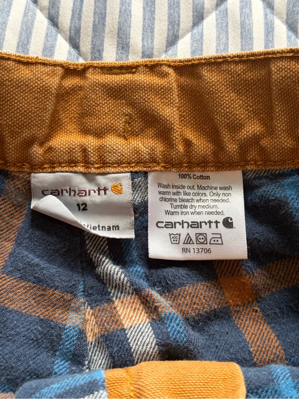 Carhartt Boy’s Heavy Weight Carpenter’s Painters Pants - Great Condition - 12 - Picture 2 of 8